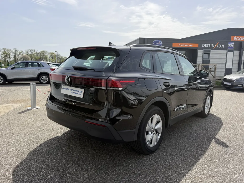 Voiture occasion aux alentours de Le Havre : découvrez notre SUV Volkswagen Tiguan d'occasion disponible chez Caudebec Automobiles Normandie