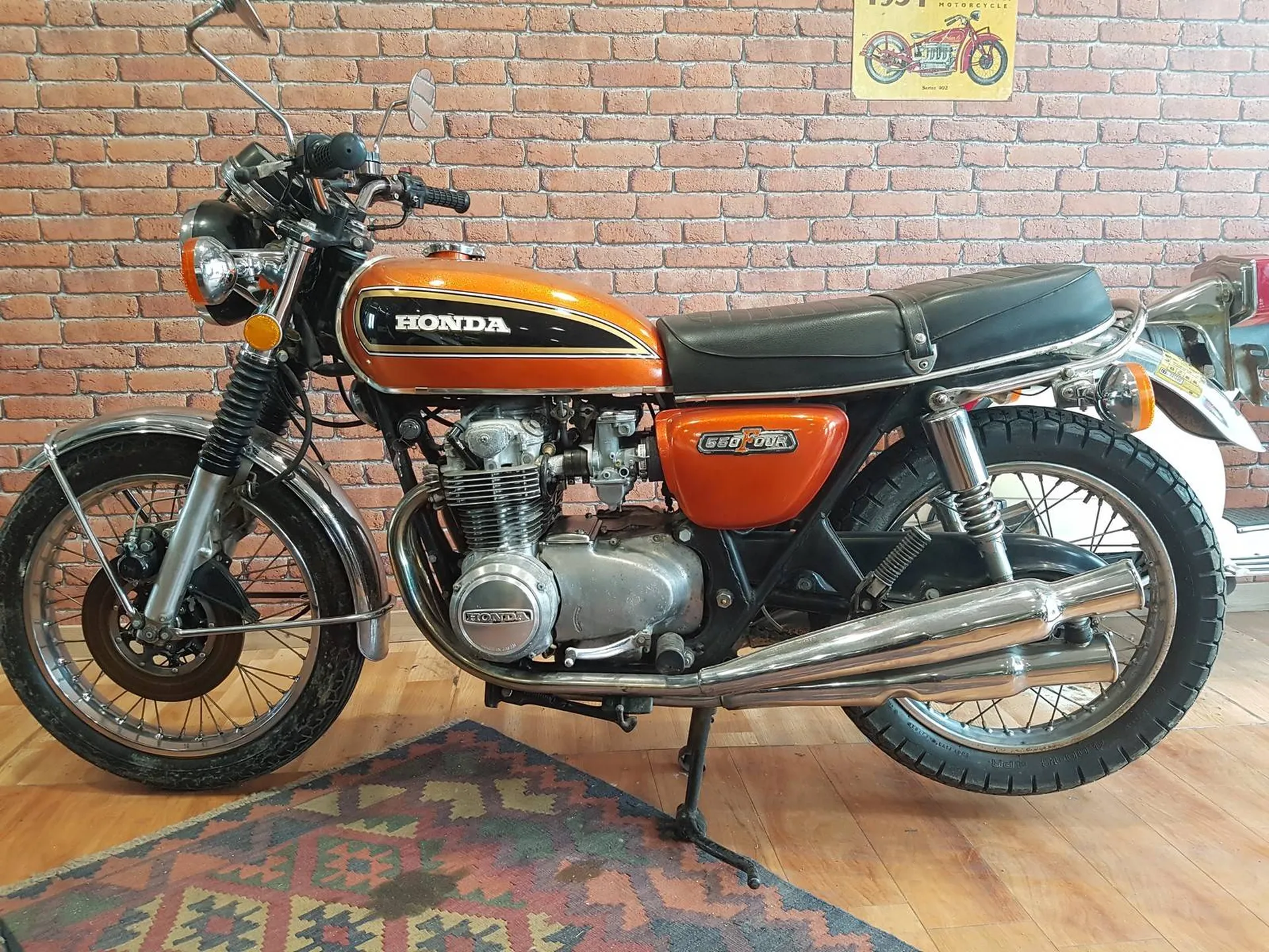 MOTO VINTAGE OCCASION HONDA FOUR CB 550 TOULON