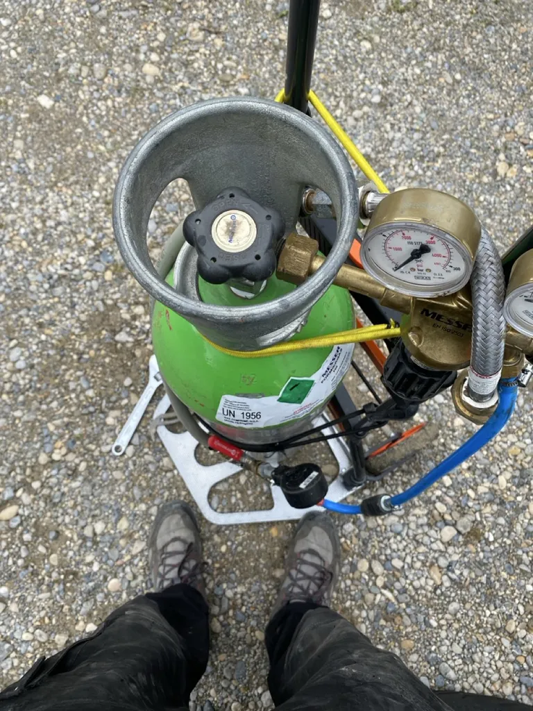 Intervention spécialisée de détection de fuite d'eau à Tours en Indre-et-Loire à l'origine d'une surconsommation