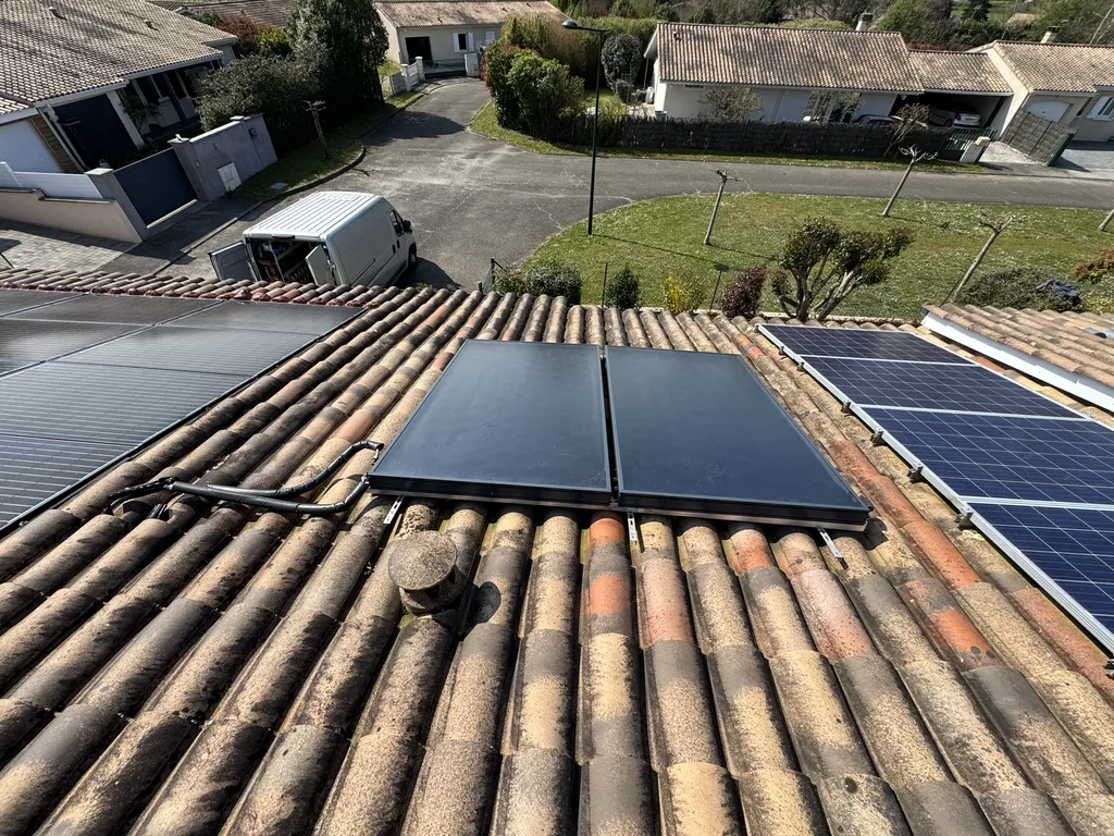 Résultat nettoyage panneaux solaires photovoltaïques – commune de La Sauve (33670) proche Créon, Gironde