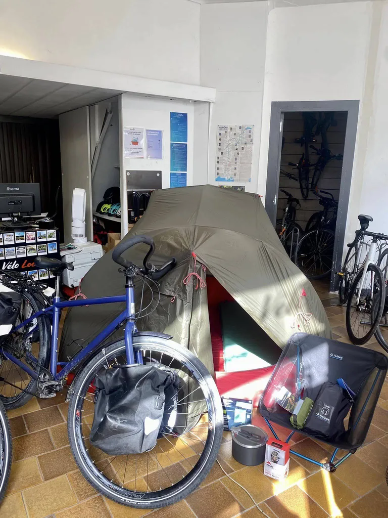 Location d'équipement de camping pour du vélo à Lyon