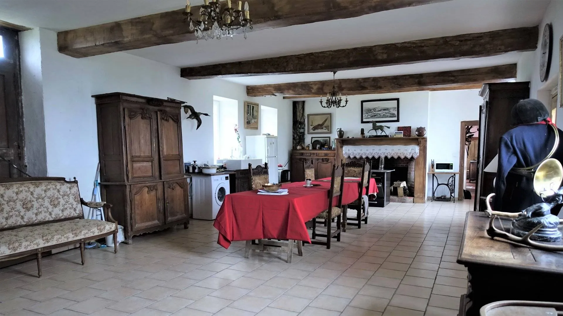 Propriété de charme 190m² dans le Pays de Bray, 6 pièces, 2 chambres, combles aménageables, sur 6000m² arborés avec plan d’eau, dépendances 150m² et hangar 700m², Haudricourt 76340.