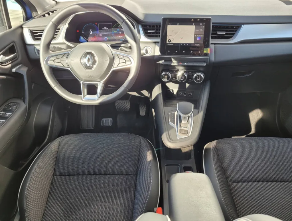 NOUVEAU RENAULT CAPTUR NEUF A PLAISANCE DU TOUCH PRES DE TOULOUSE