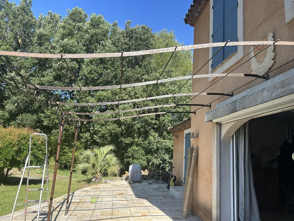 FABRICANT DE PERGOLA FER FORGE SUR MESURE SAUSSET CARRY 13