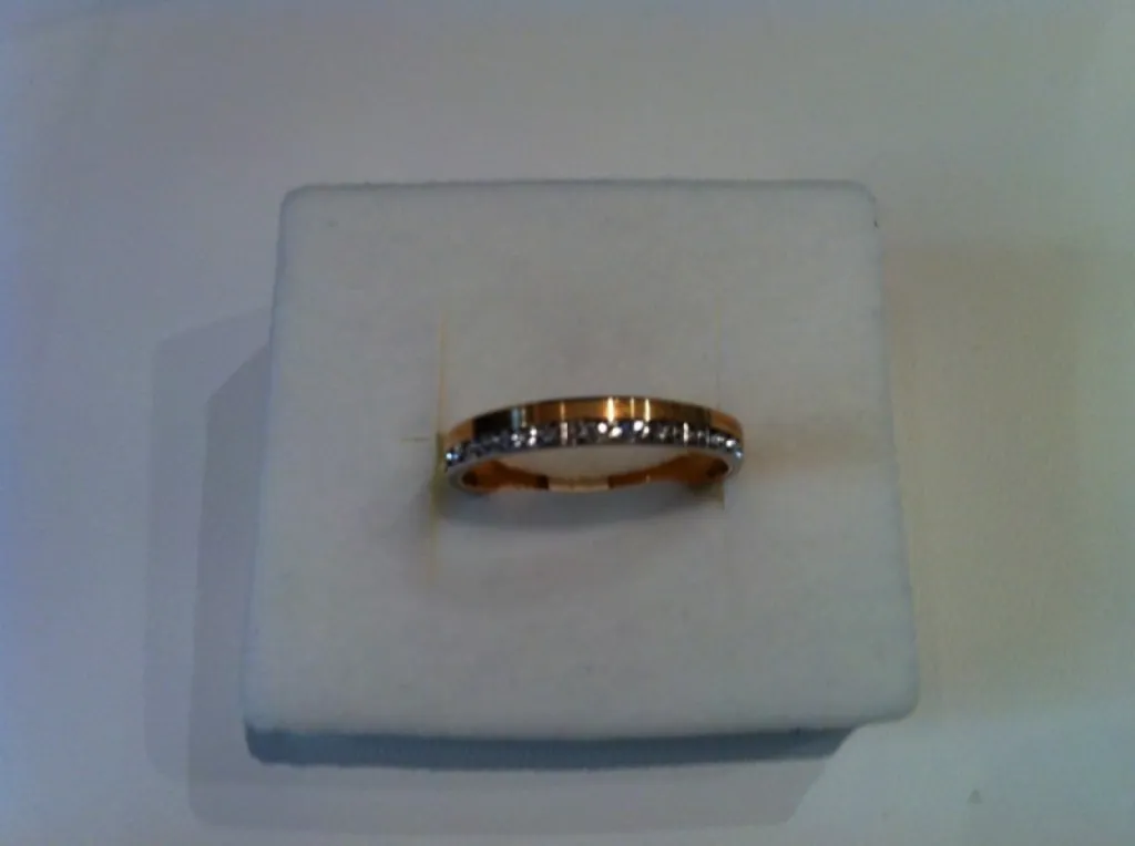 Alliances : or jaune, rose ou gris 18 carats avec diamants