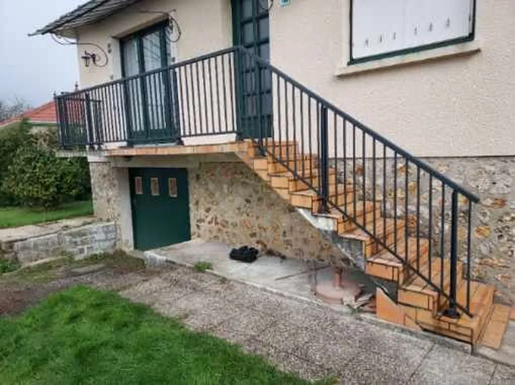 Installation de Garde-Corps d'Extérieur Sécurisé en Aluminium pour Balcon et Terrasse au Havre dans la Seine-Maritime 76