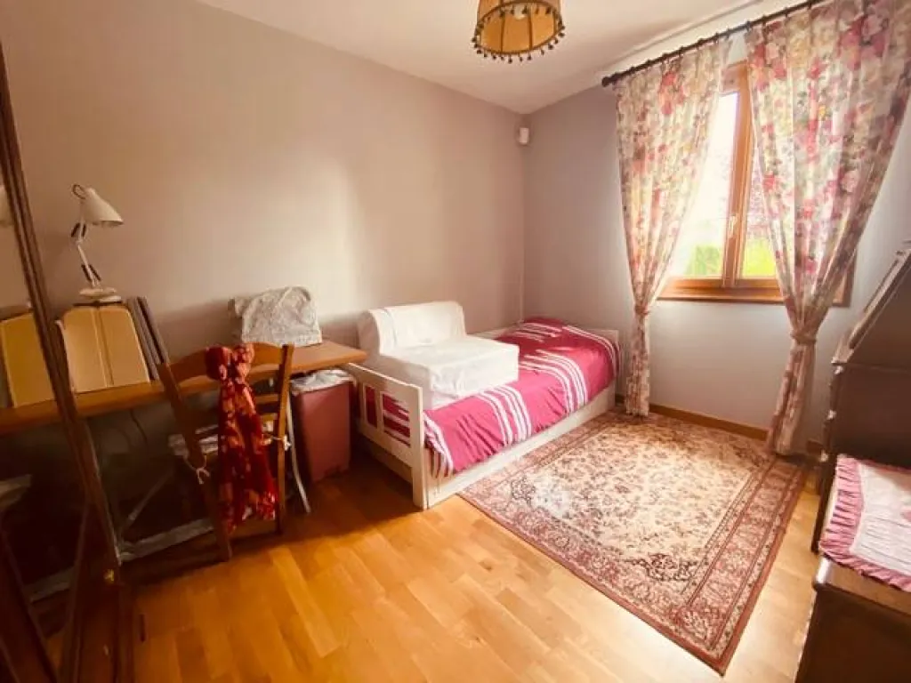 recherche maison avec grand jardin 76320