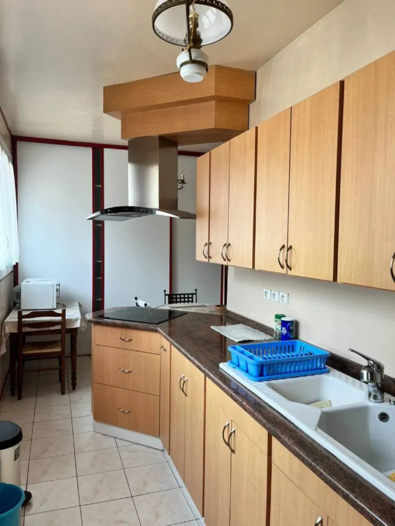 Situé au 13 rue du Général Leclerc à Rouen