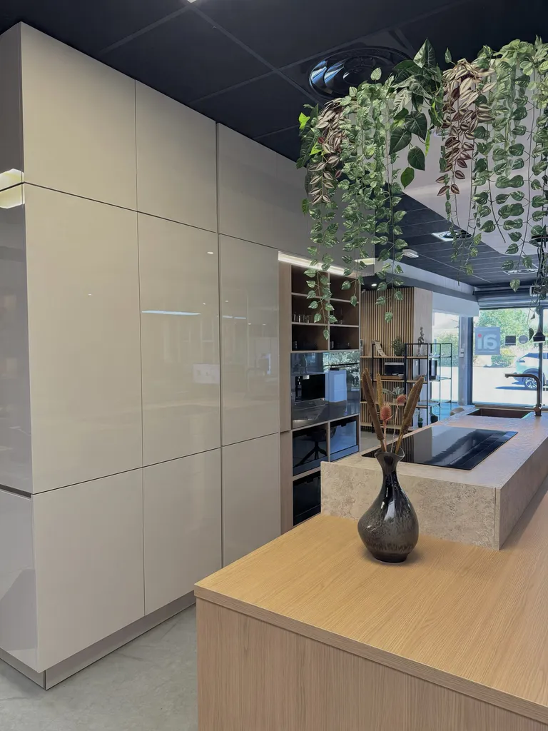 Le showroom : conception et pose de cuisine à Toulouse