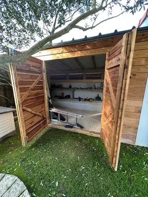 REALISATION D'UN ABRI DE JARDIN EN BOIS SUR LA COMMUNE DE VERFEUIL