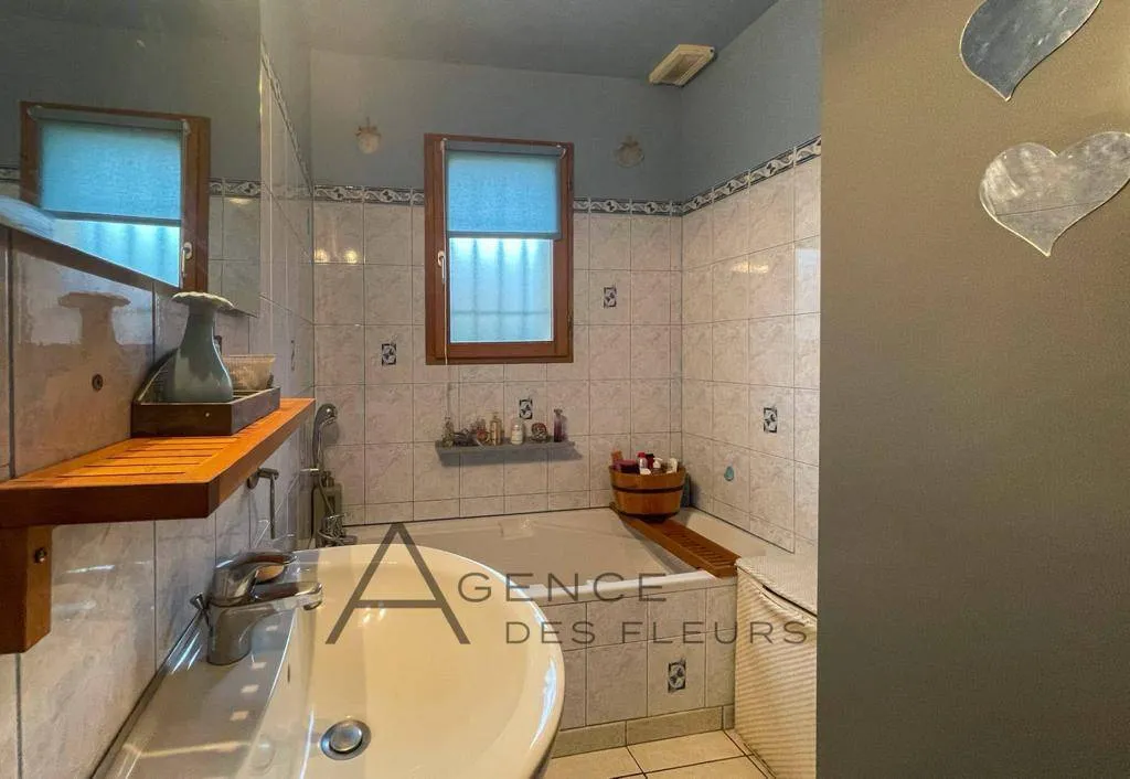 2 places de stationnements