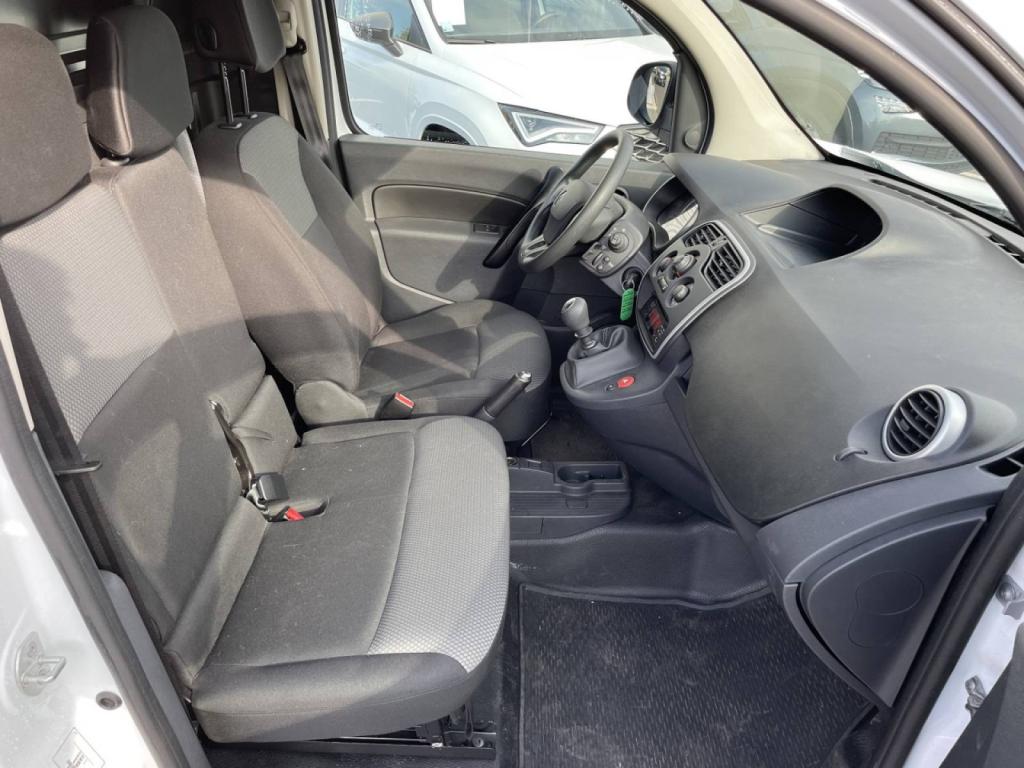 Renault Kangoo fourgon diesel d'occasion proche de Rouen