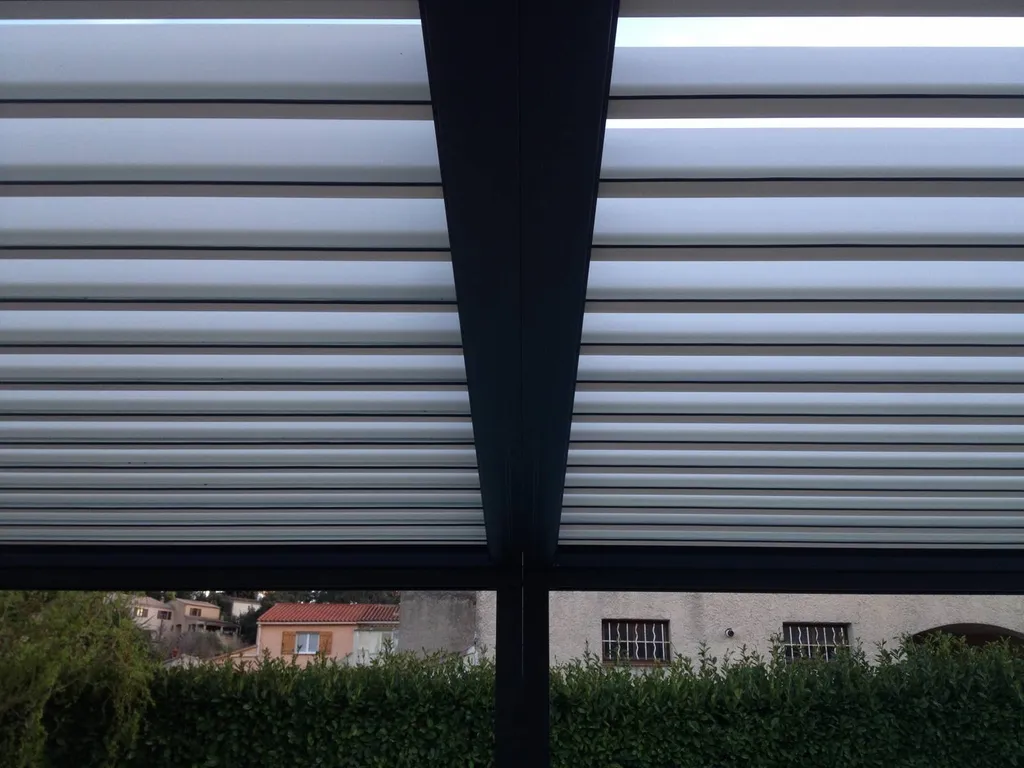 Installateur de pergolas bioclimatique sur Saint Tropez 