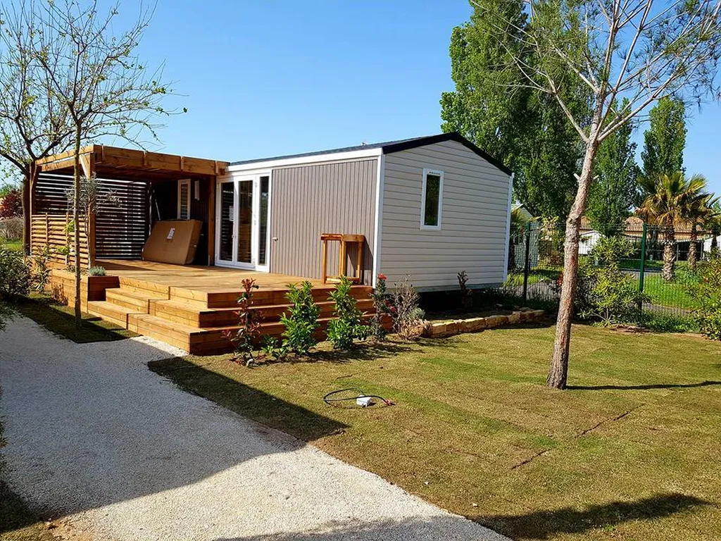 camping bord de mer pas cher  cap d'agde