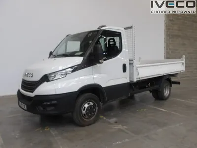 Nouveau camion IVECO Daily 35C16 plateau benne disponible à Arles