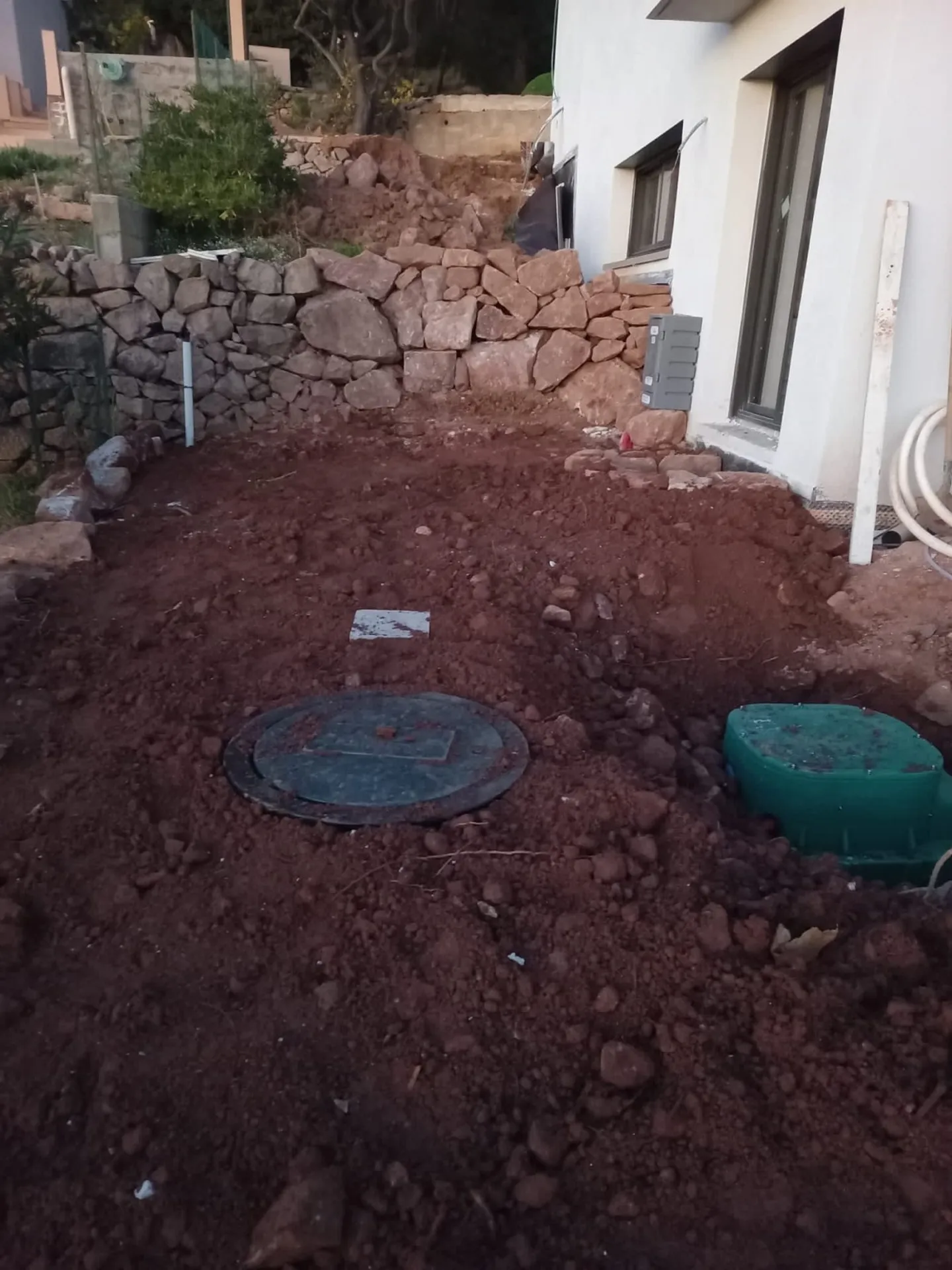 Installation d’une micro-station de traitement biologique 