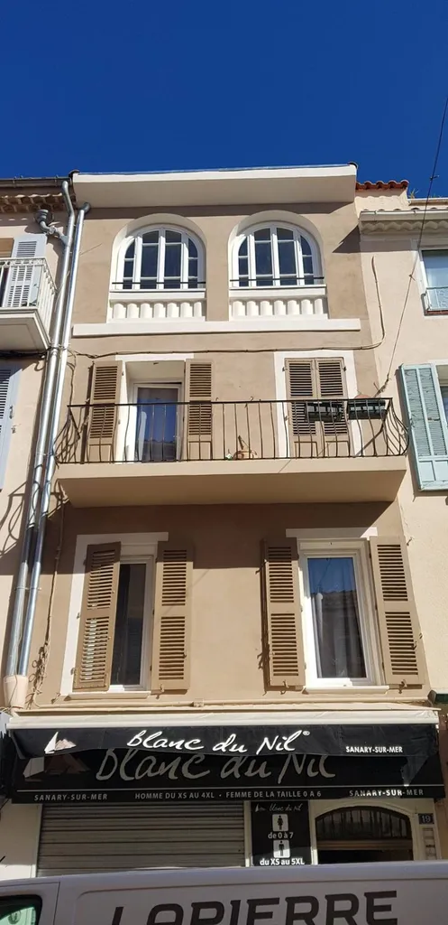 Rénovation façade à la CHAUX TERRE DU MONDE