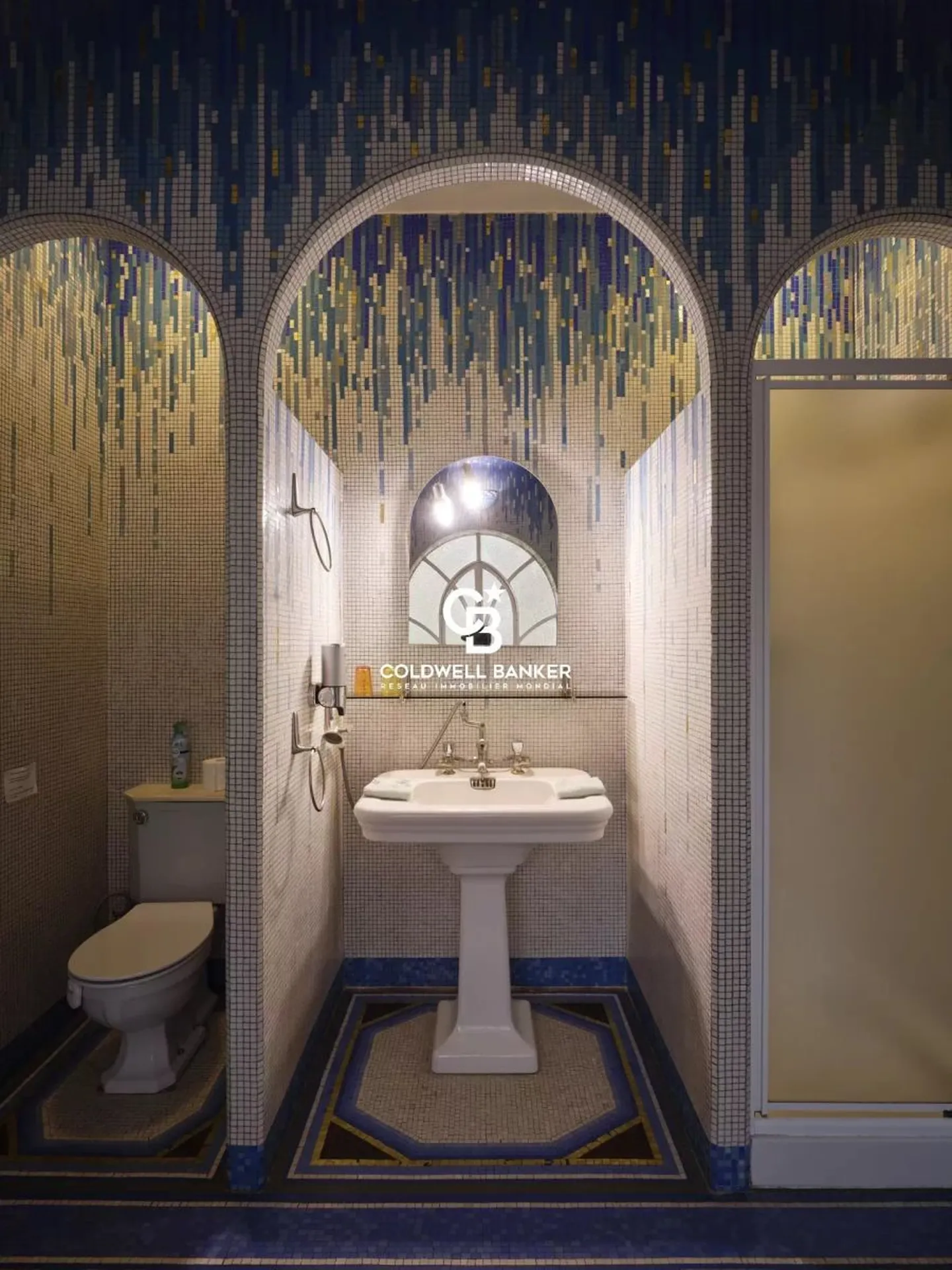 Propriété Années 20 avec accès forêt de Fontainebleau à Barbizon 77630 A vendre