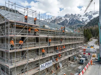 Quel type d’échafaudage pour des travaux de façade jusqu’à 30 mètres de largeur ?