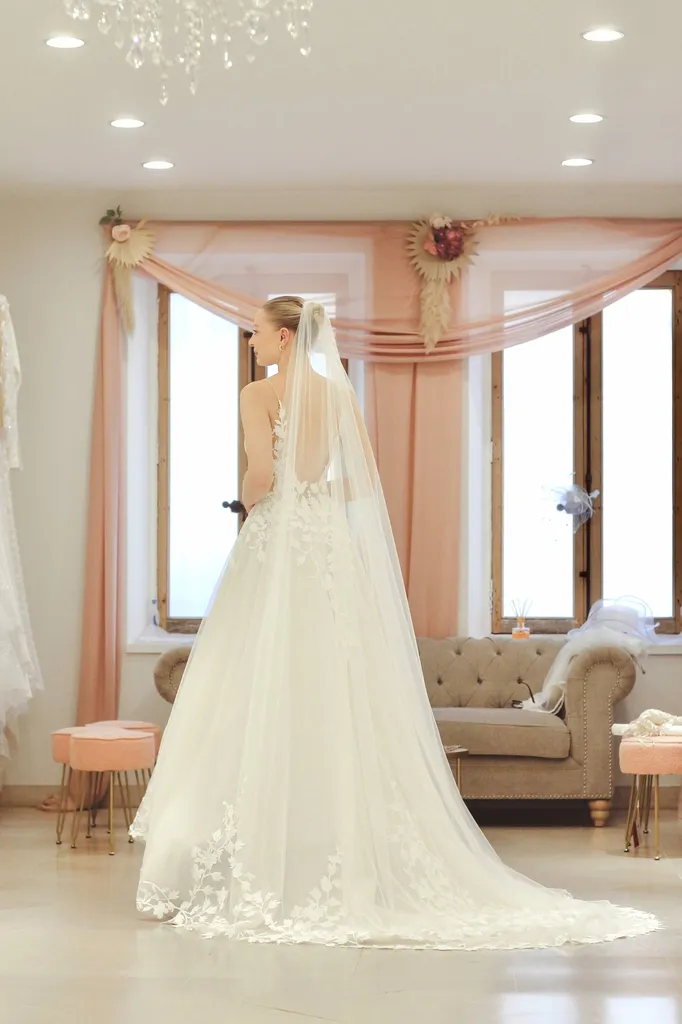 Ensemble robe de mariée et chaussures confortables pour danser toute la nuit à Marseille