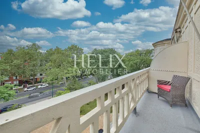 Appartement 5 pièces de 127 M² avec balcon