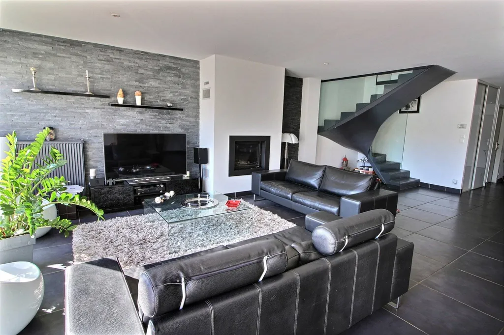 Achat maison contemporaine familiale avec piscine quartier les Echoppes PESSAC