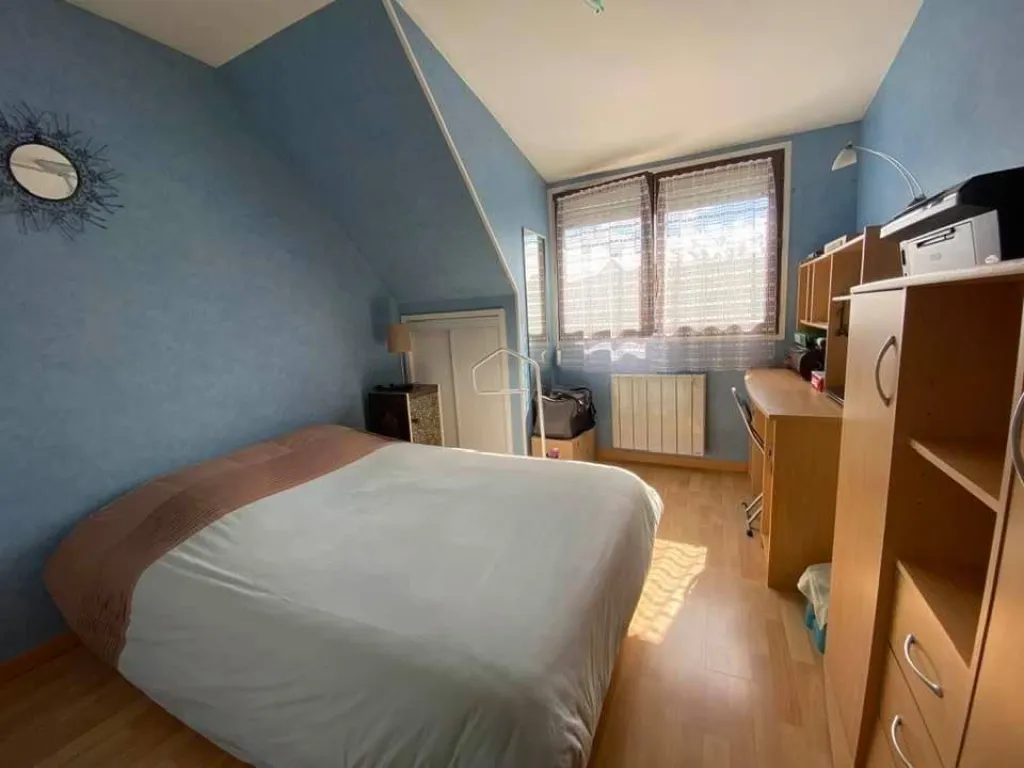 maison avec grand jardin 76410