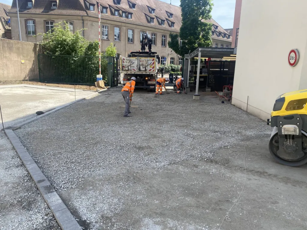 Préparation pour pose d'enrobé d'un parking à Faubourg National à Strasbourg CLK 