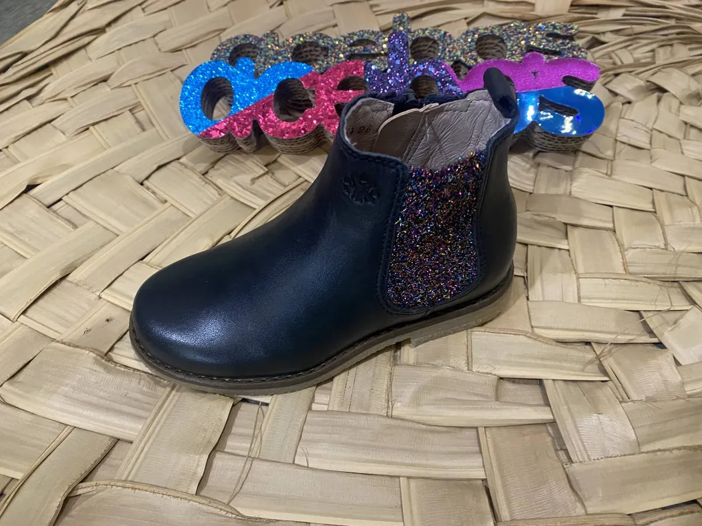 bottine élégante pour fille près de Cenon