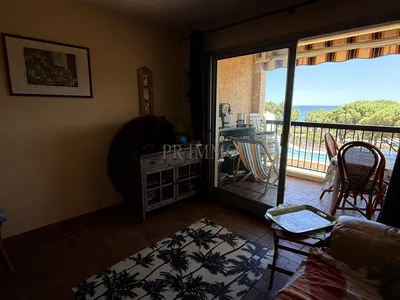 Appartement 3 pièces avec terrasse, avec vue mer