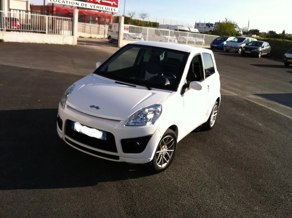 Voiture sans permis Occasion Aix en Provence LIGIER Ixo Meta Année 2012