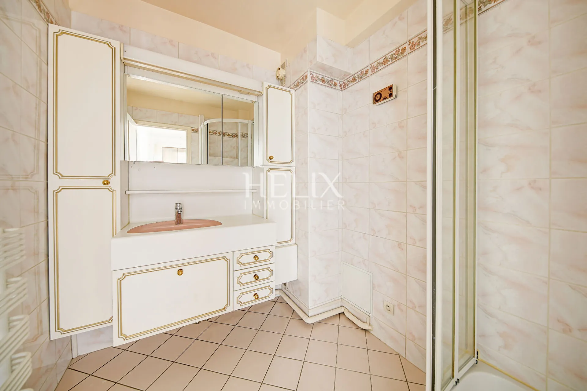 Magnifique appartement en dernier étage avec terrasse et ascenseur au Vésinet