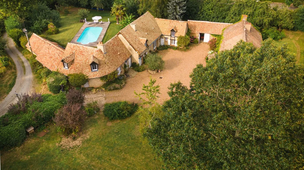 Très belle demeure d'exception à vendre avec dépendance proche du mans