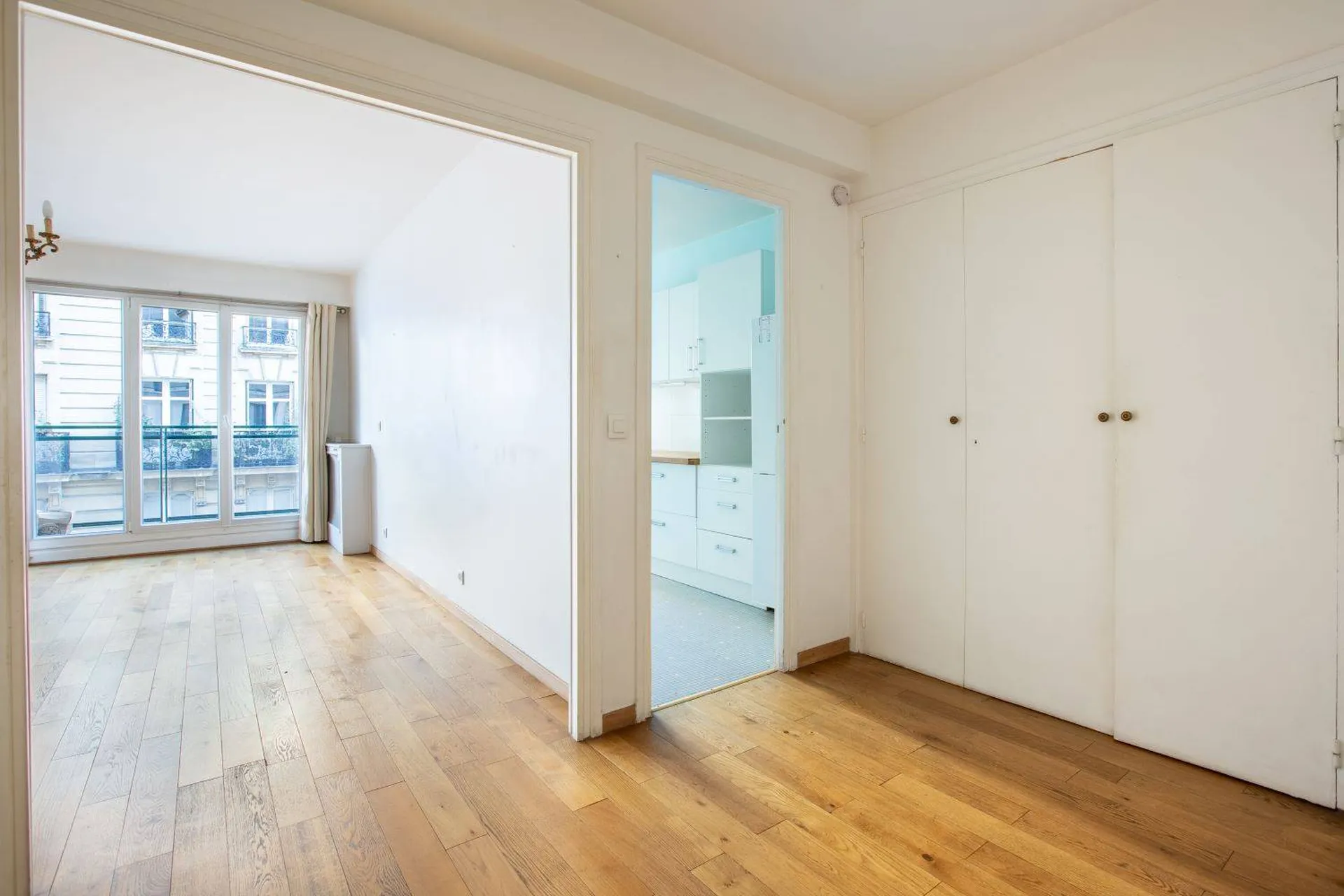 A vendre grand 2 pièces avec balcon Paris 75017