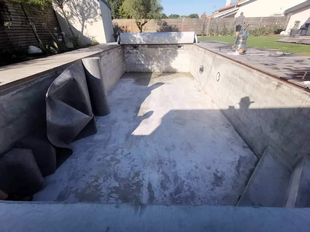 Quand faire construire sa piscine au Cap-Ferret pour en profiter dès l’été et anticiper les délais de réalisation ?