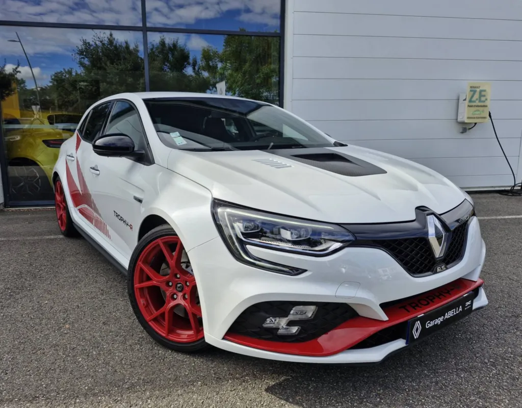 Renault Mégane IV RS Trophy-R 1.8T 300 BVM à Plaisance du Touch près de Toulouse en Occitanie