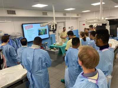 Docteur Julien Beldame, chirurgien orthopédiste, DIU d'échographie des membres inférieurs