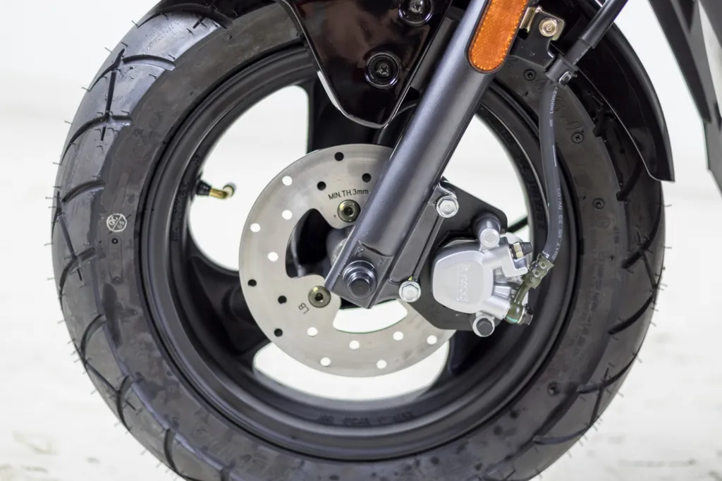 Scooter KYMCO NEW AGILITY 50 DELIVERY : roue avant + jantes