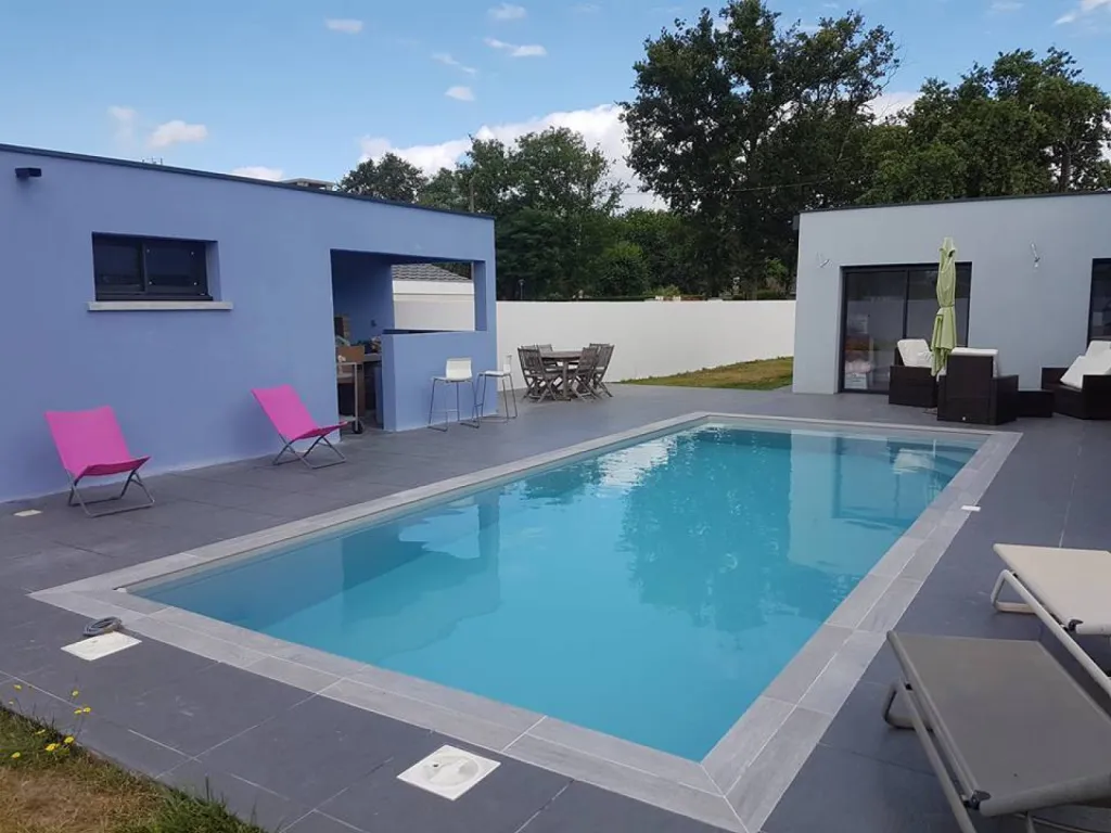 Pose de margelle piscine à Strasbourg CLK 