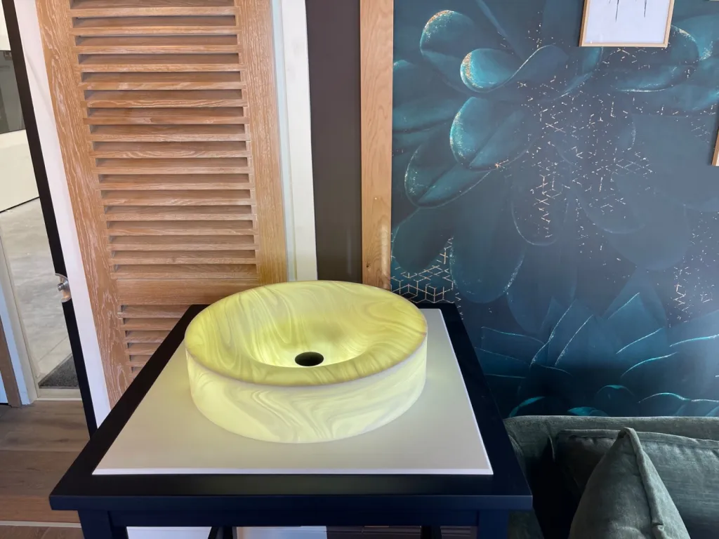  Vasques à poser en Corian rétro éclairé à Marcheprime