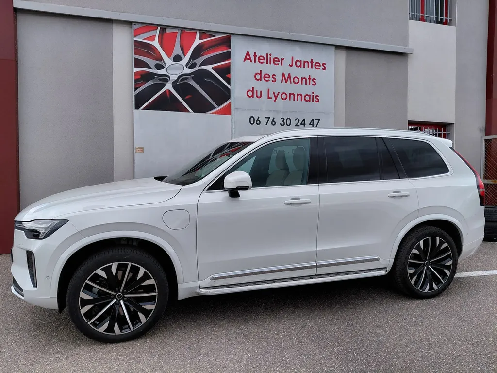 Rénovation des 4 jantes avant restitution de location en concession 
Volvo XC90 / Saint Étienne 