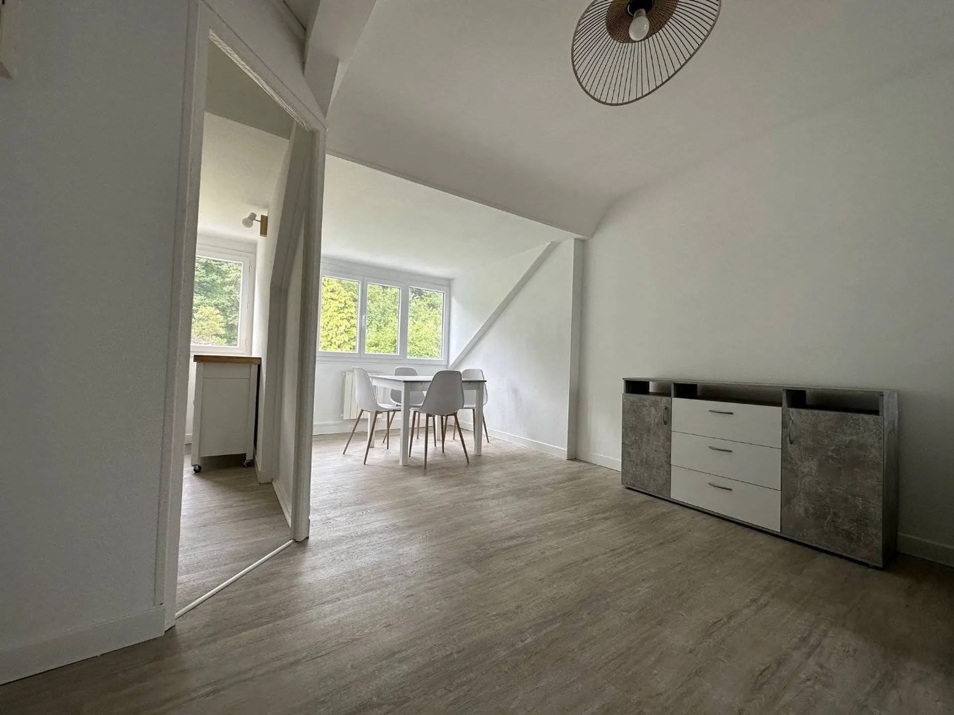 Vends appartement de 44m² récemment rénovée à Dieppe.