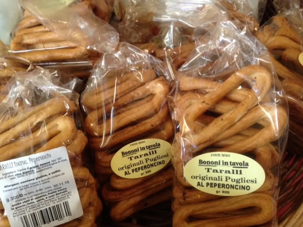Taralli, biscuit salé aperitif originaire des Pouilles