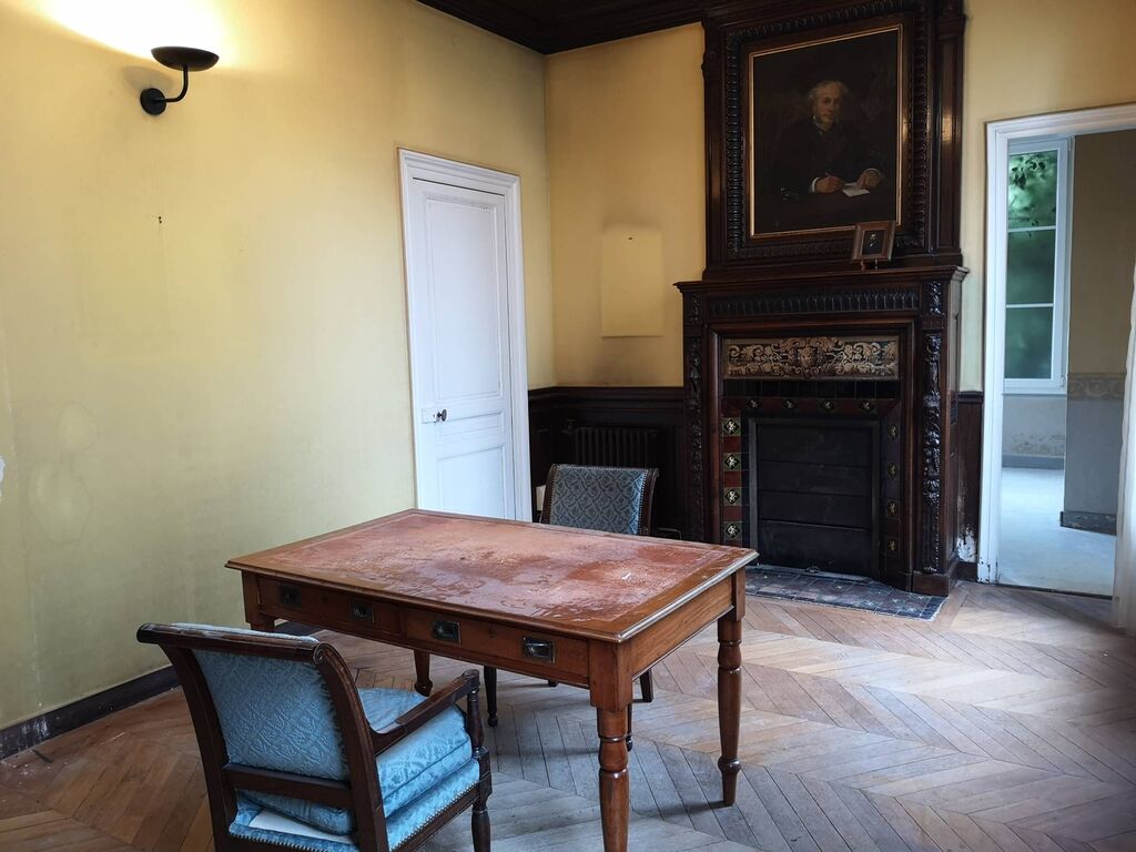 Demeure Ancienne à acquérir proche de toutes les commodités