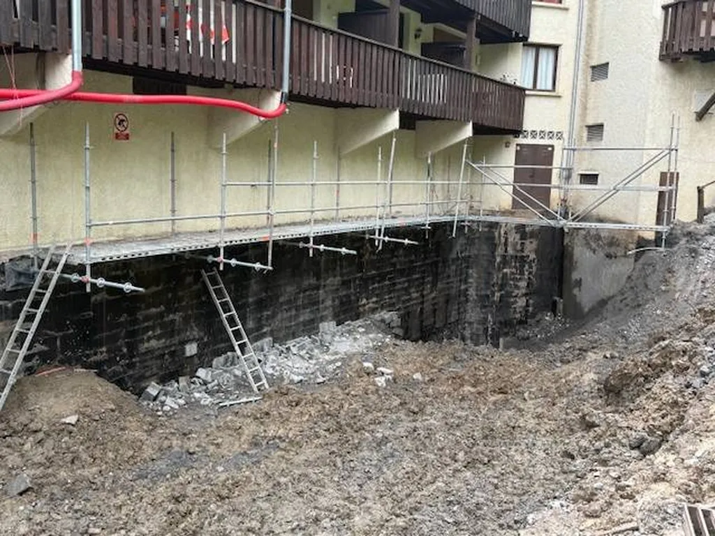 montage d echafaudage suspendu pra loup