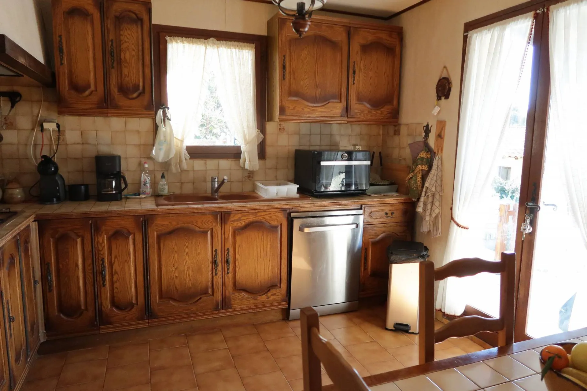 Vente maison T5 Cassis dans clos privé avec piscine et abri voiture 