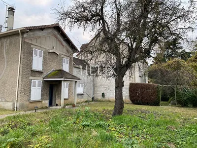 Terrain avec 2 maisons - Investisseurs