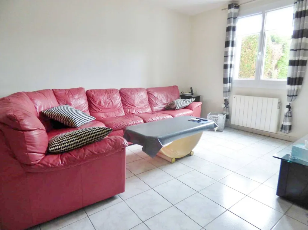 Vends pavillon à étage avec jardin proche toutes commodités de caudebec lès elbeuf 76