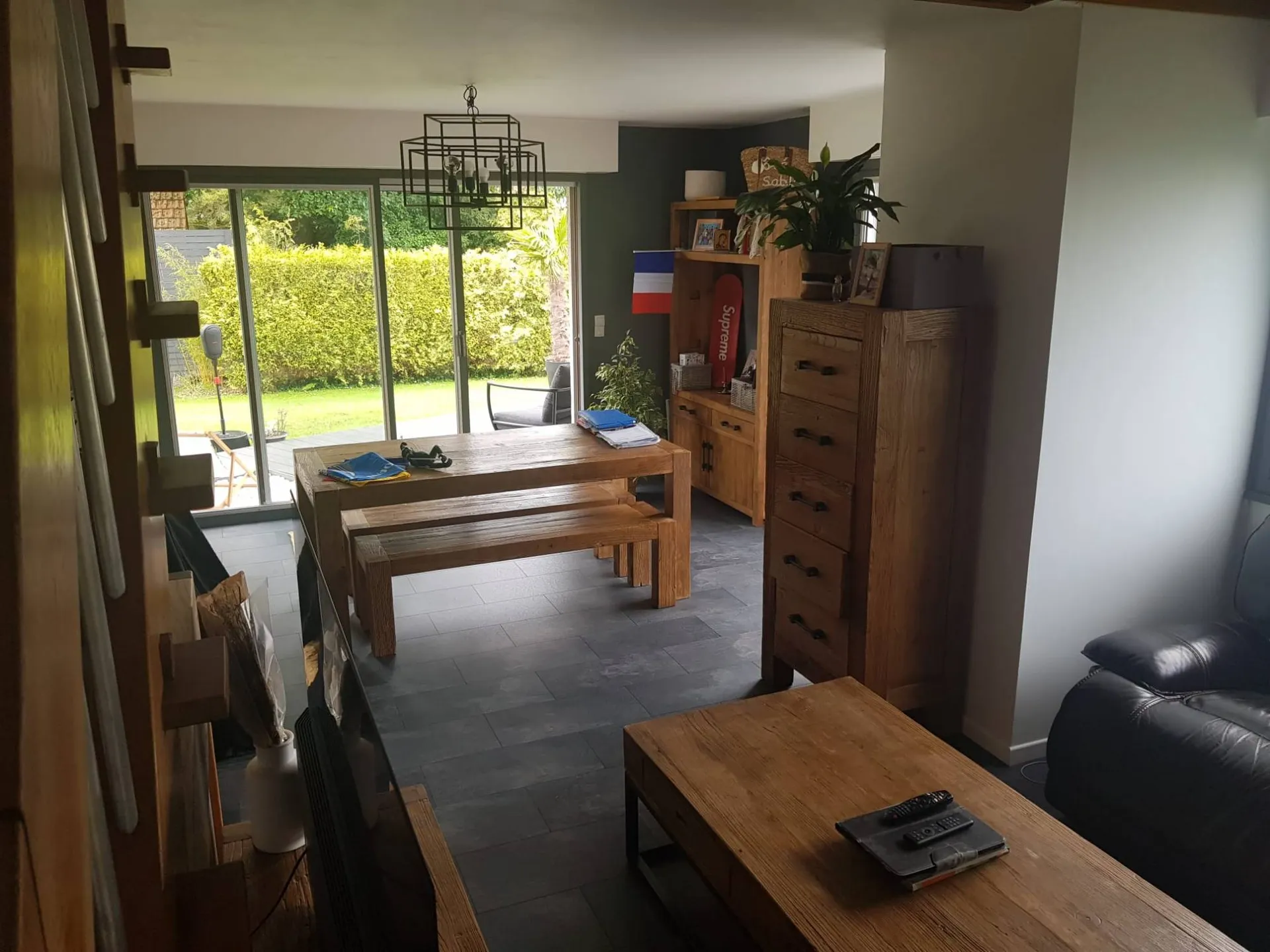 VENDU Maison contemporaine, Bourg paisible, toutes commodités, à proximité de Dieppe, et des plages de la côte d'Albatre