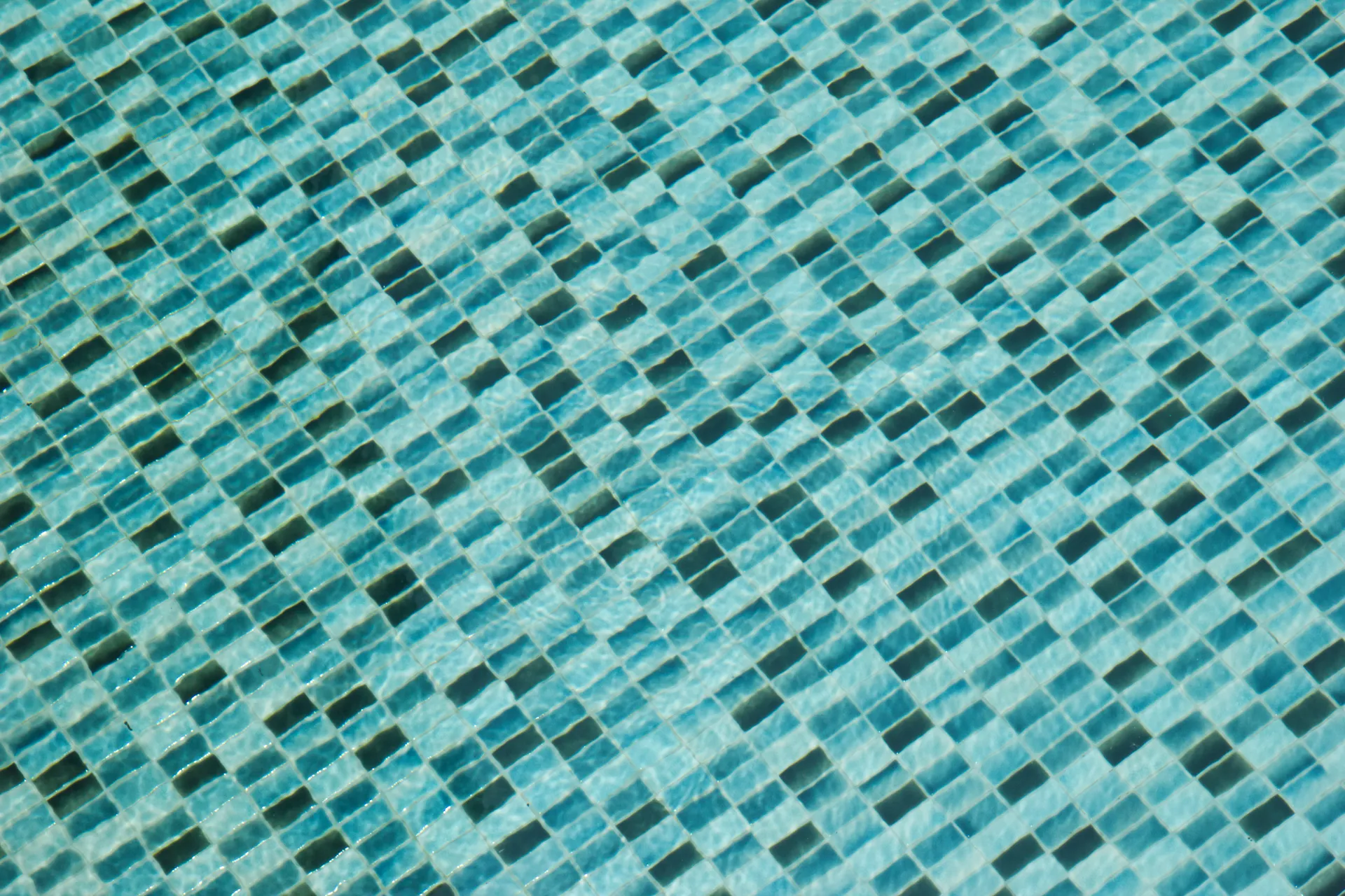 remplacement de pompe de filtration de piscine autour du bassin d'Arcachon et de Bordeaux